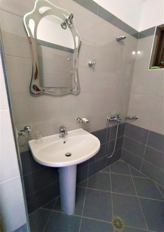 Ahmeti Rooms Ksamil Exterior foto